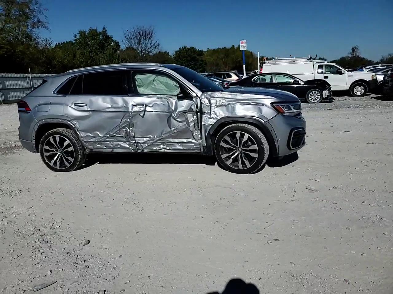 Фото: 1V2FE2CA1MC238762