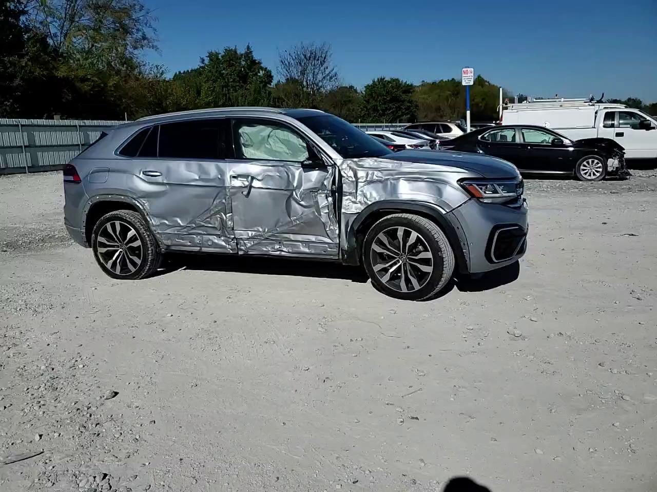 Фото: 1V2FE2CA1MC238762