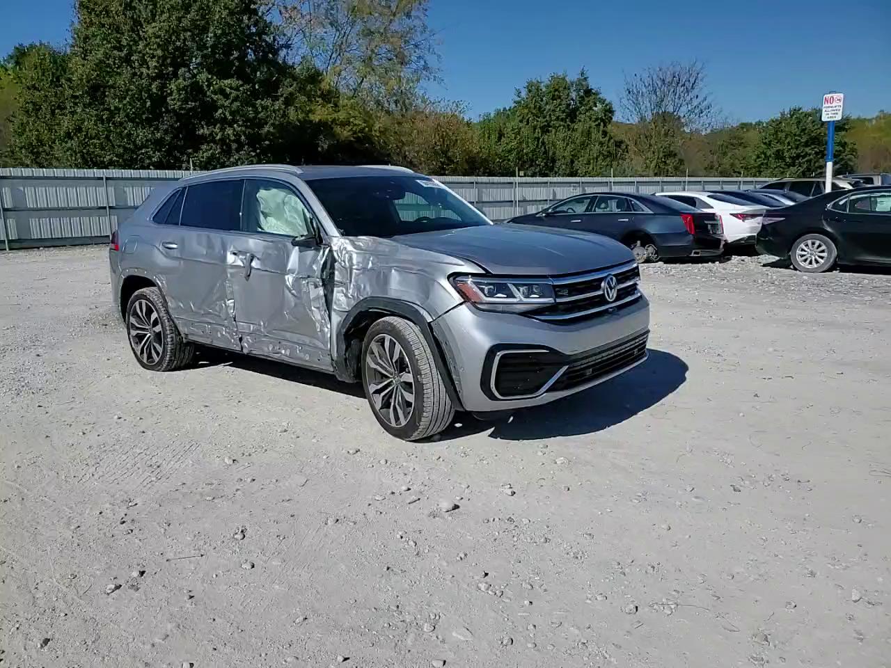 Фото: 1V2FE2CA1MC238762