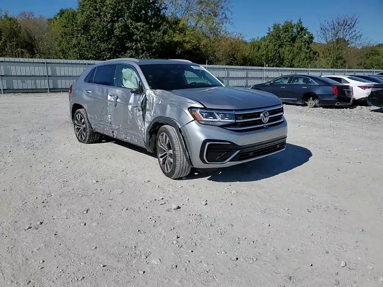 Фото: 1V2FE2CA1MC238762