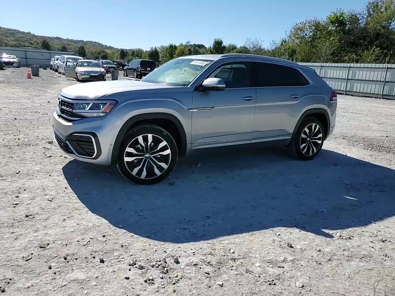 Фото: 1V2FE2CA1MC238762