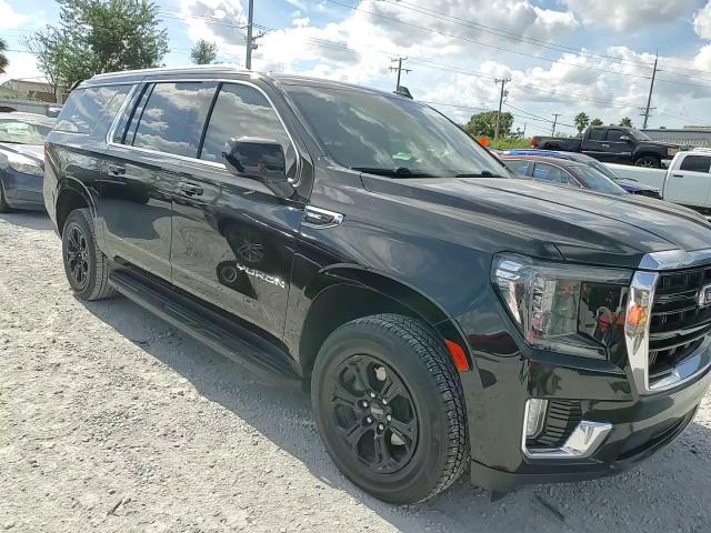 2022 GMC Yukon Xl C1500 Sle VIN: 1GKS1FKD3NR356409 Lot: 94146075