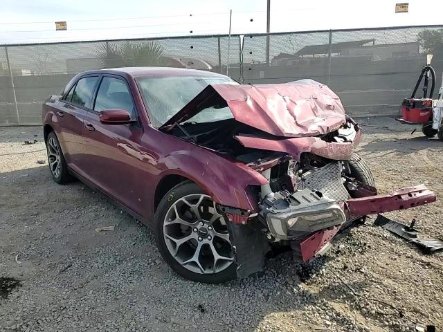 2018 Chrysler 300 S VIN: 2C3CCABG1JH222861 Lot: 92124555