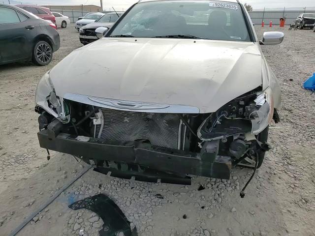 2013 Chrysler 200 Limited VIN: 1C3CCBCG5DN711232 Lot: 92623835