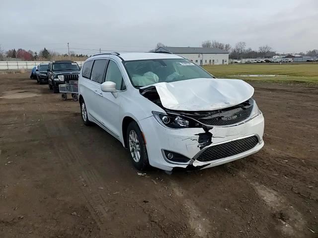2020 Chrysler Pacifica Touring L VIN: 2C4RC1BG5LR285903 Lot: 93902385