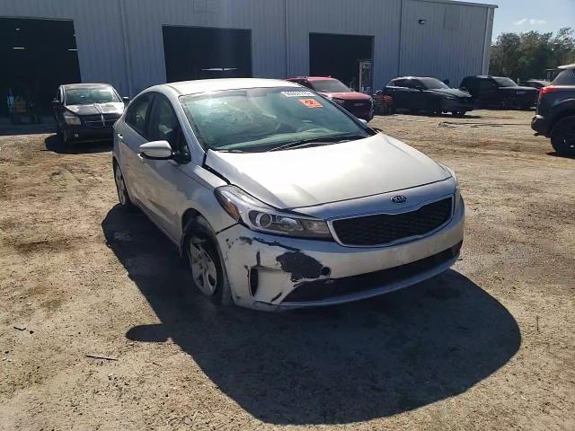 2017 Kia Forte Lx VIN: 3KPFK4A75HE095469 Lot: 90937115