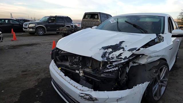 2018 Volkswagen Passat S VIN: 1VWAA7A37JC009911 Lot: 92330065