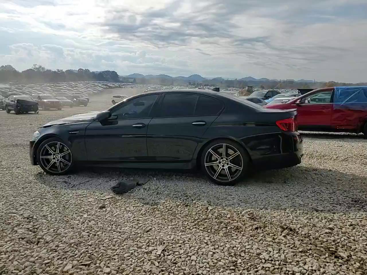 Фото: WBSFV9C57ED593100