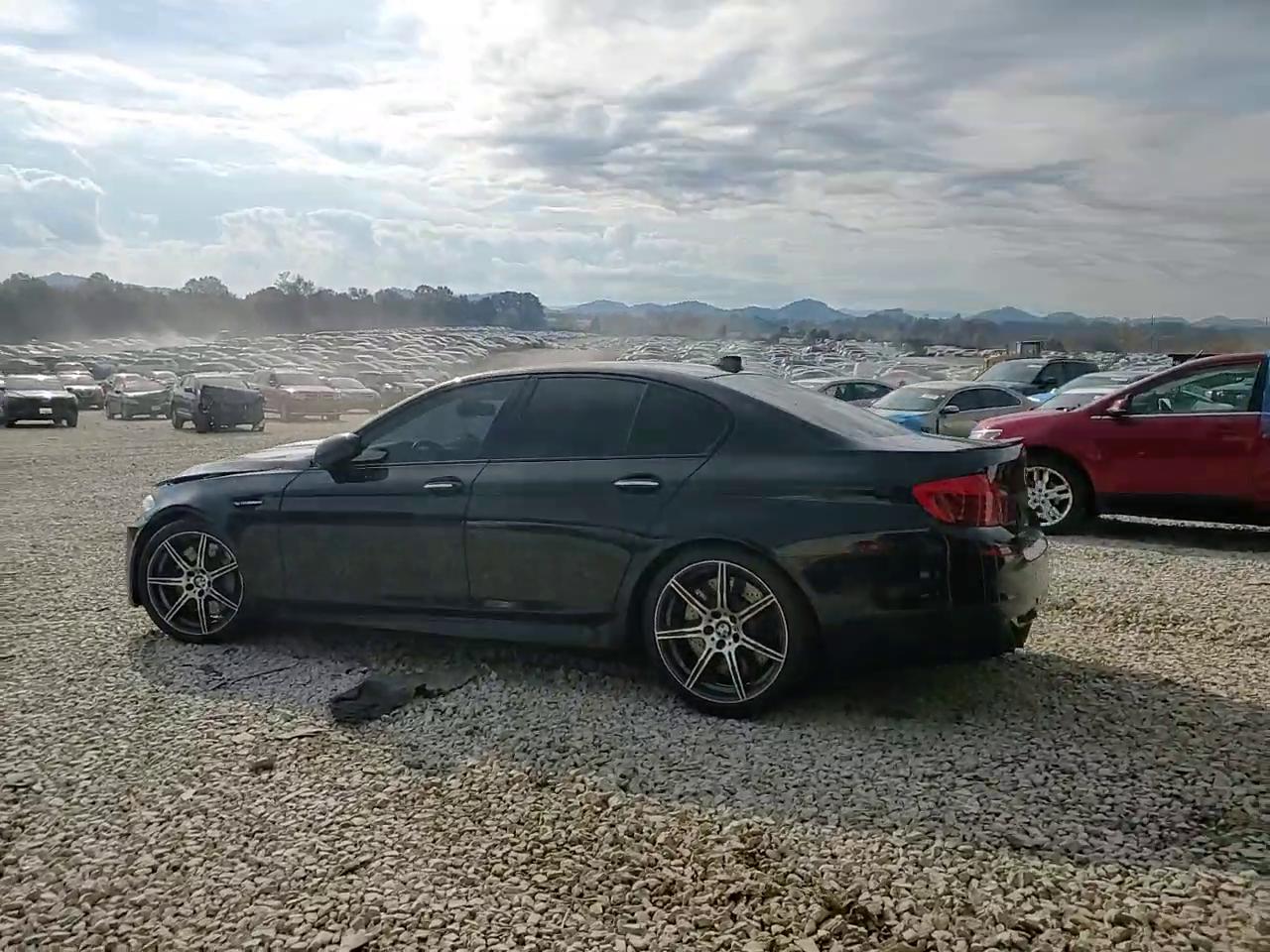 Фото: WBSFV9C57ED593100