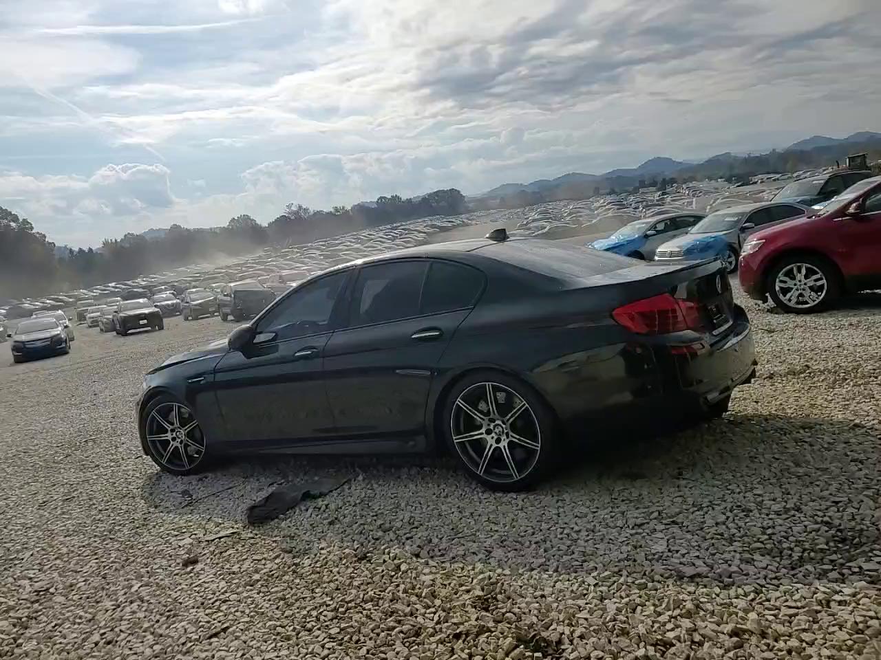 Фото: WBSFV9C57ED593100