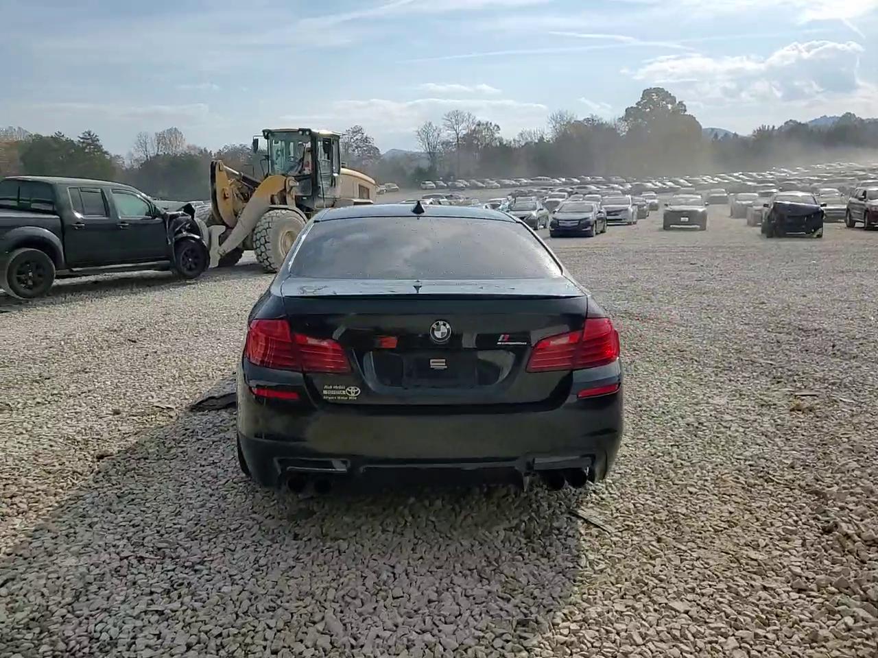 Фото: WBSFV9C57ED593100