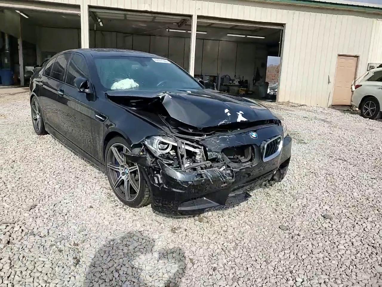 Фото: WBSFV9C57ED593100