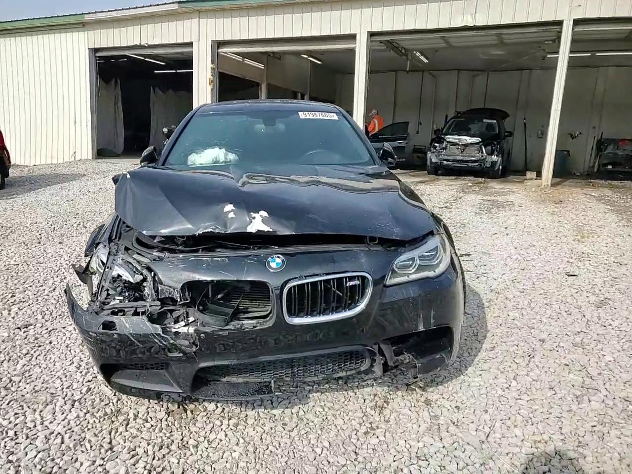 Фото: WBSFV9C57ED593100