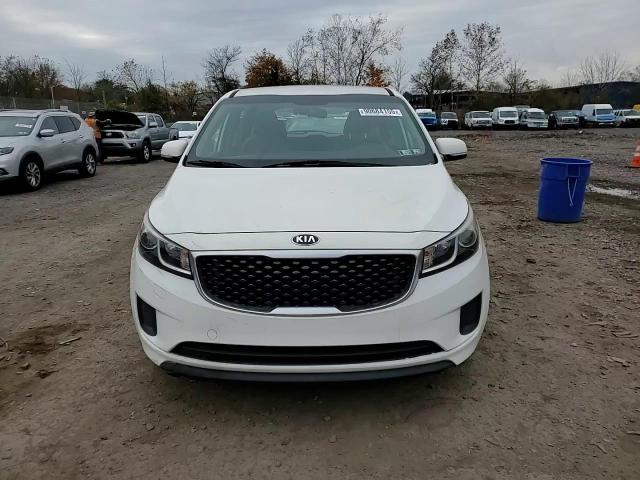 2015 Kia Sedona L VIN: KNDMA5C19F6049428 Lot: 90684155