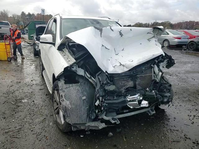 2014 Mercedes-Benz Ml 350 4Matic VIN: 4JGDA5HB4EA437546 Lot: 89711365