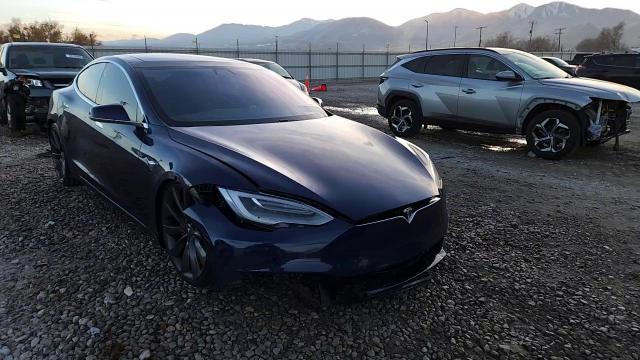 2017 Tesla Model S VIN: 5YJSA1E42HF200706 Lot: 93956415