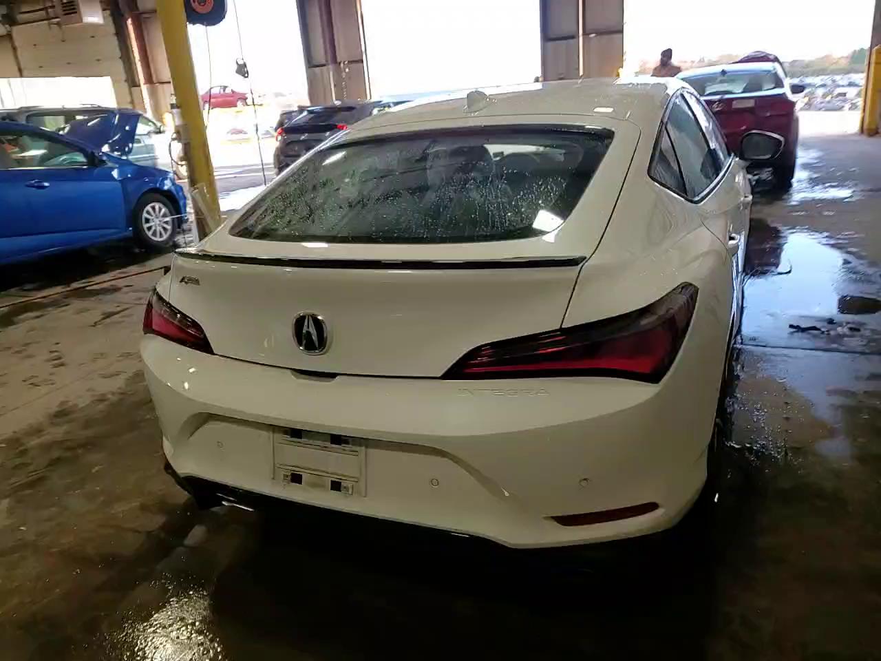 Фото: 19UDE4H61RA003212