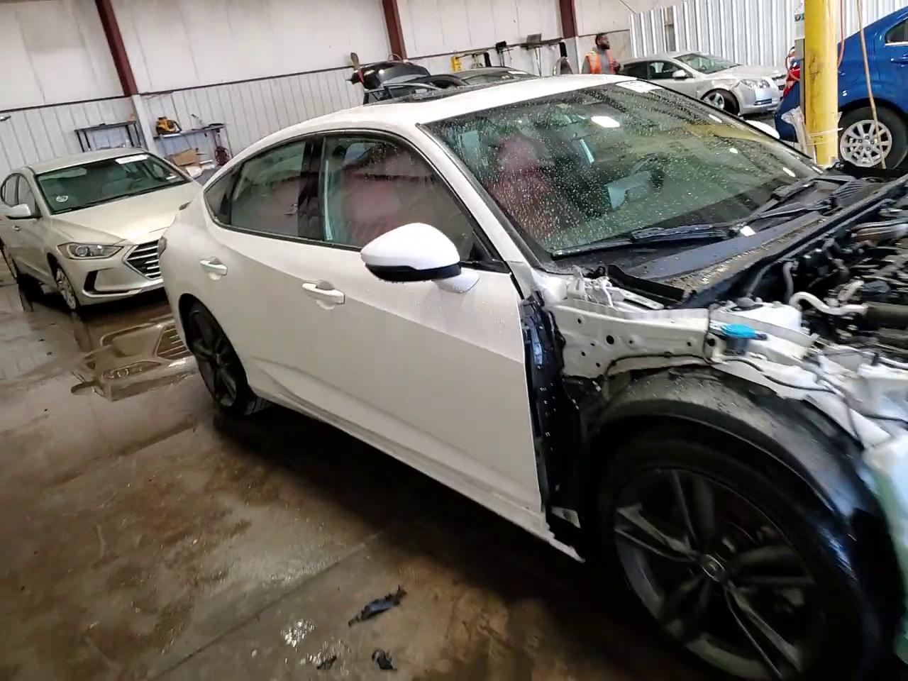 Фото: 19UDE4H61RA003212