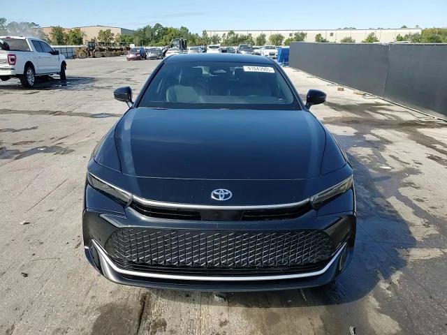 2025 Toyota Crown Xle VIN: JTDAAAAFXS3033230 Lot: 91043905