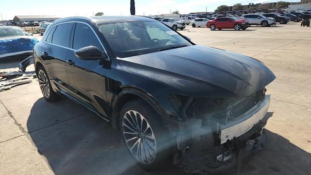 2019 Audi E-Tron Prestige VIN: WA1VAAGE1KB010242 Lot: 92810475