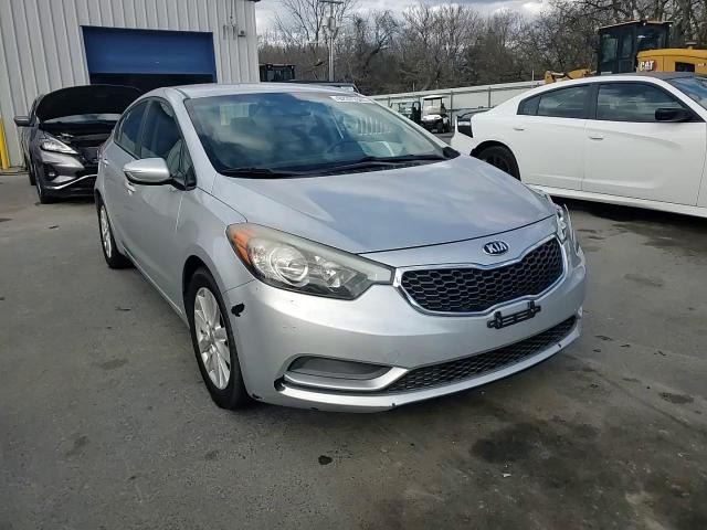 2015 Kia Forte Lx VIN: KNAFX4A67F5385226 Lot: 92375345