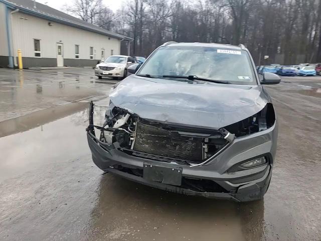 2017 Hyundai Tucson Limited VIN: KM8J3CA47HU572634 Lot: 93849185