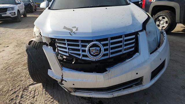 2015 Cadillac Srx Luxury Collection VIN: 3GYFNBE32FS618779 Lot: 92016555