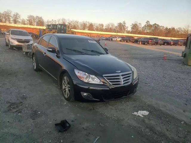 2011 Hyundai Genesis 4.6L VIN: KMHGC4DF1BU125706 Lot: 94167275