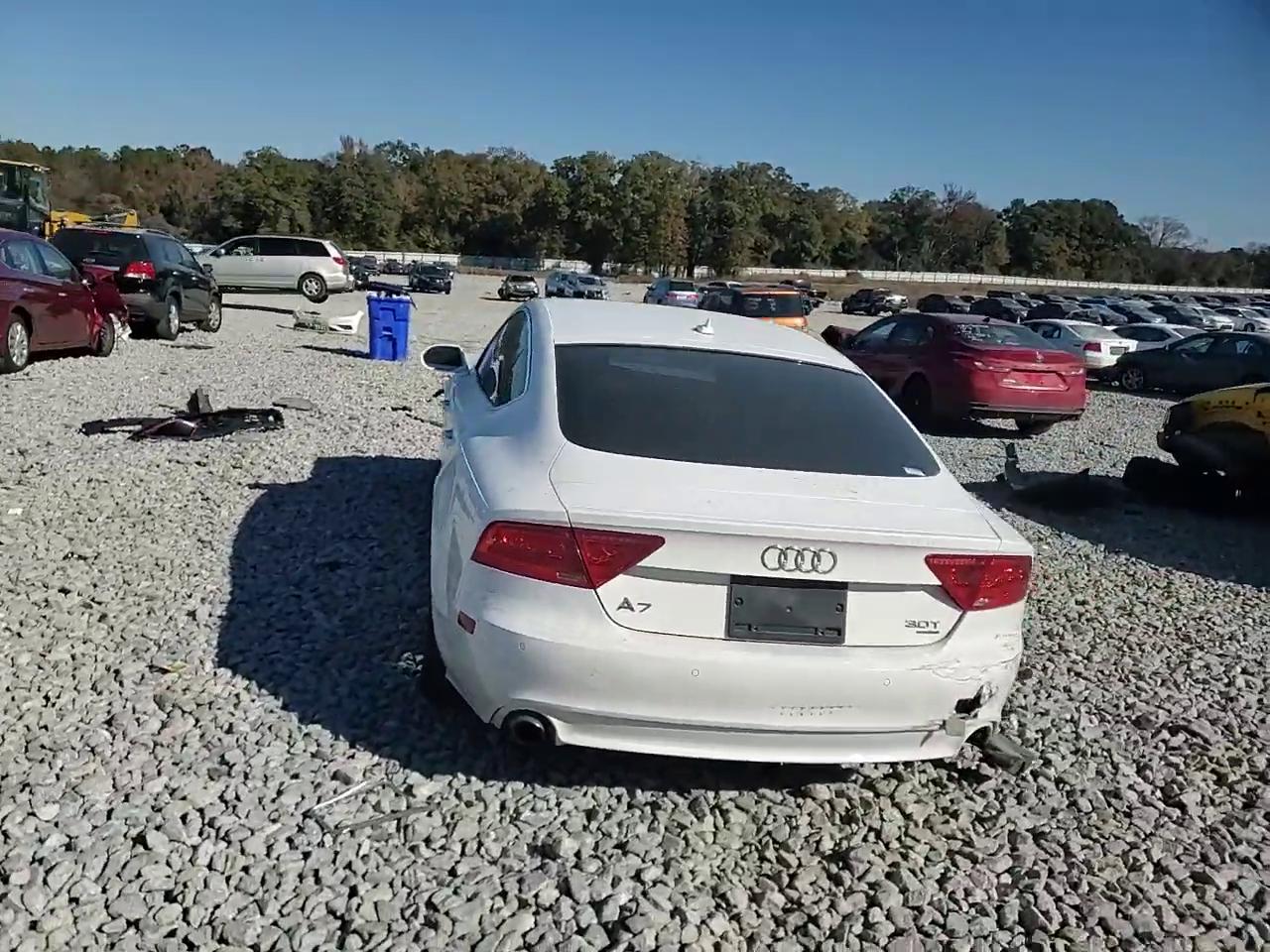 Фото: WAUWGAFC1FN017234