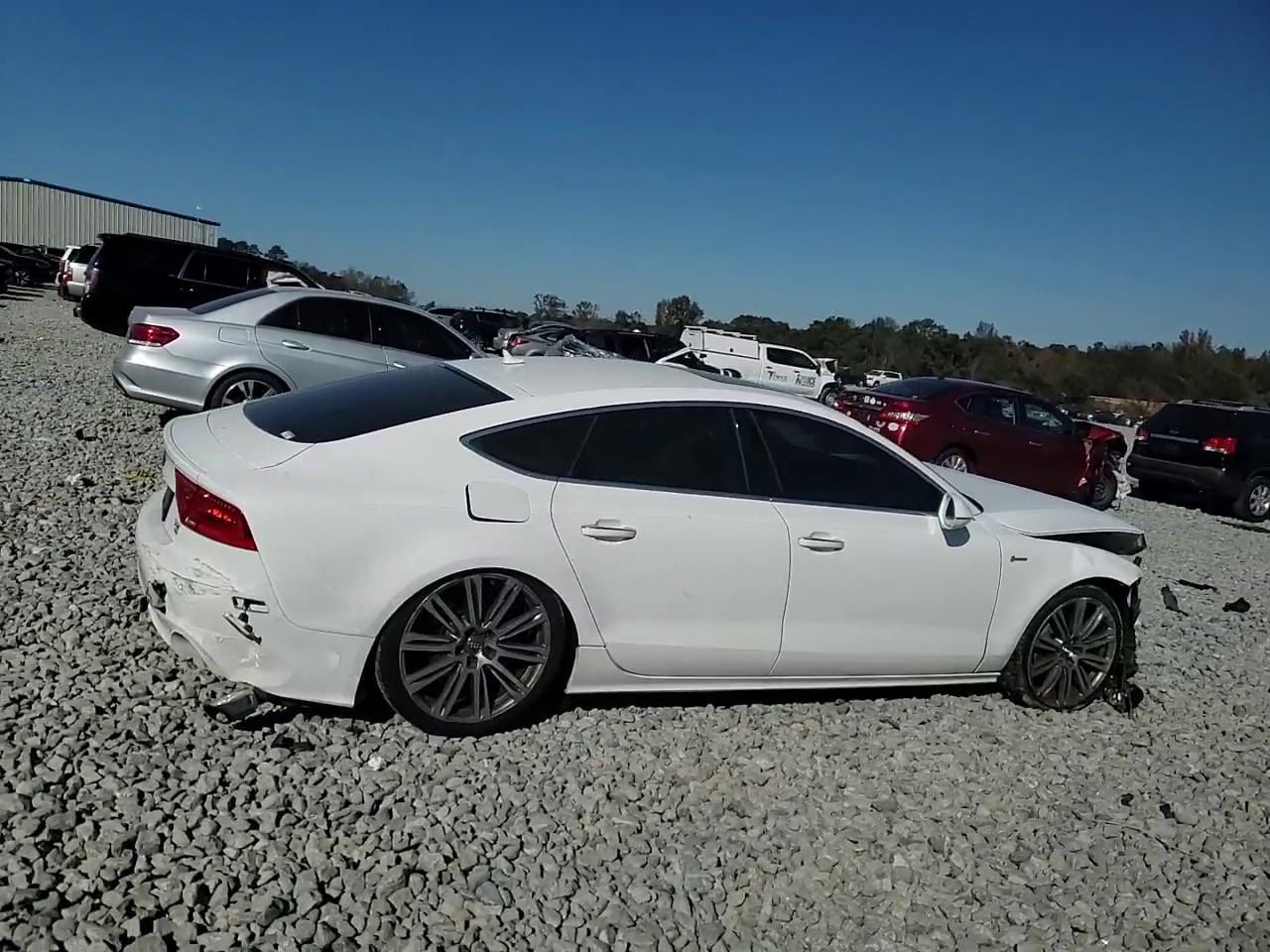 Фото: WAUWGAFC1FN017234