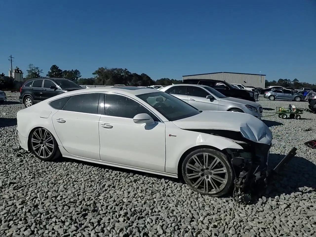 Фото: WAUWGAFC1FN017234