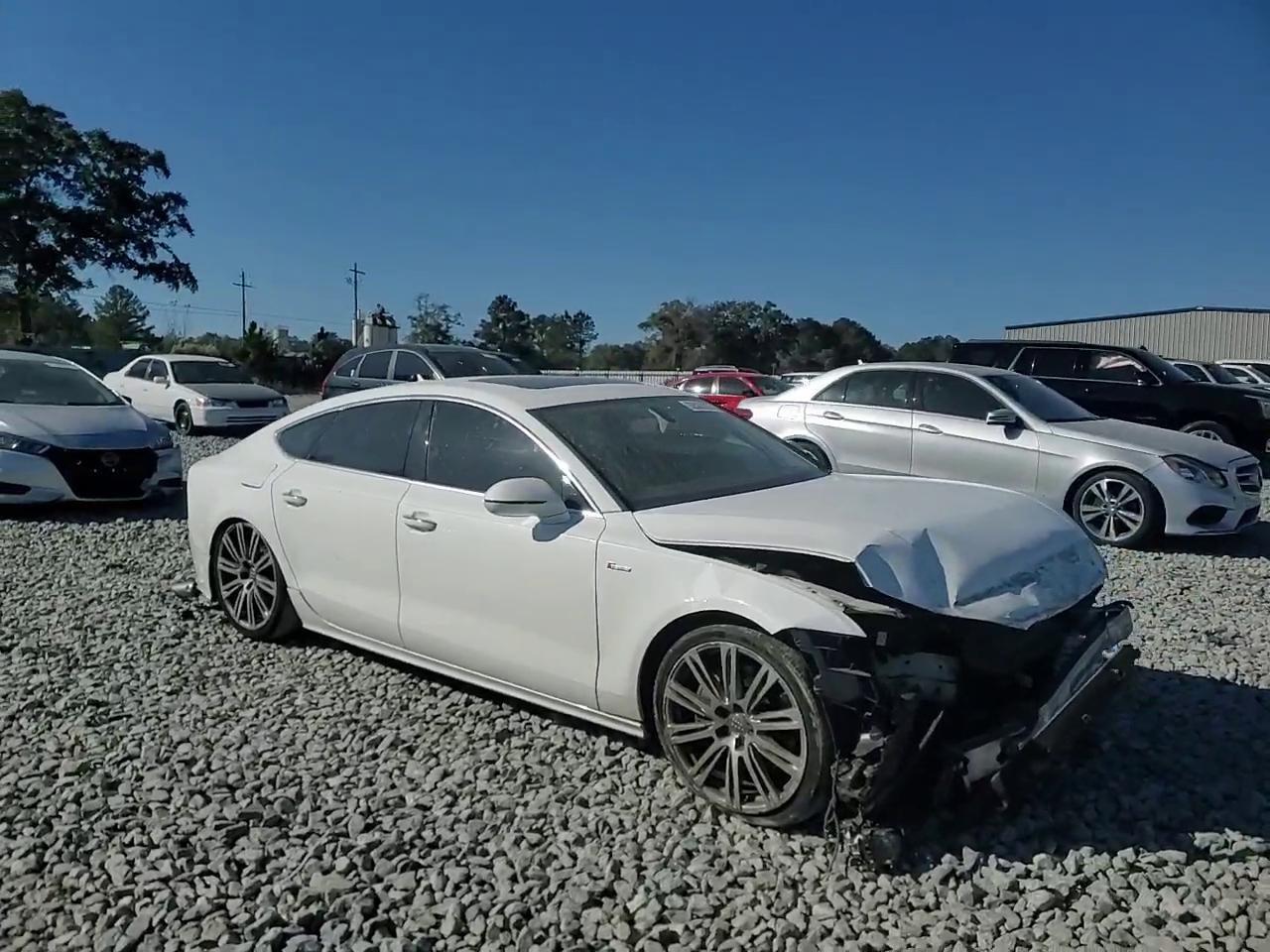 Фото: WAUWGAFC1FN017234