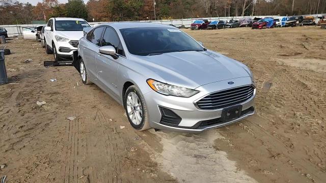 2019 Ford Fusion Se VIN: 3FA6P0LU9KR194847 Lot: 93367055