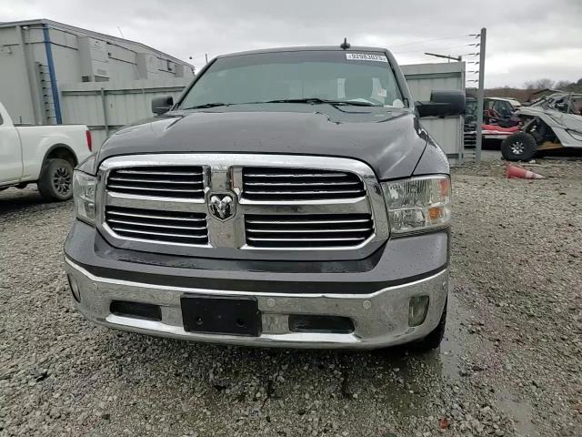 2018 Ram 1500 Slt VIN: 3C6RR7LT4JG219835 Lot: 92983025