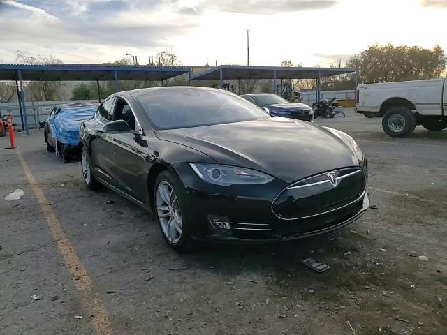 2015 Tesla Model S 85 VIN: 5YJSA1H1XFF083987 Lot: 91658665