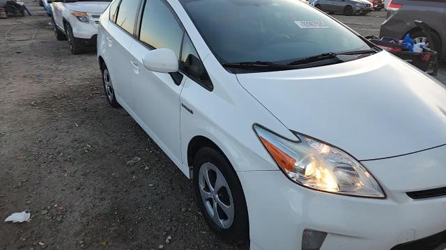 2014 Toyota Prius VIN: JTDKN3DU8E1832096 Lot: 93907525