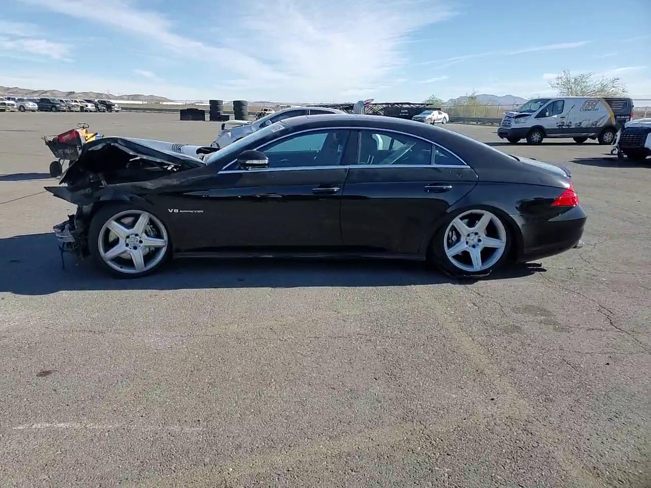 Фото: WDDDJ76X96A039920