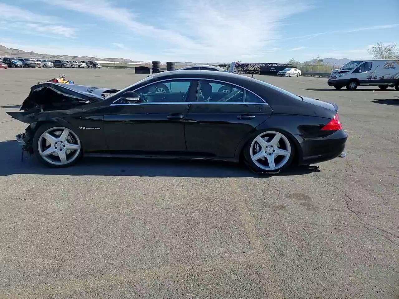 Фото: WDDDJ76X96A039920