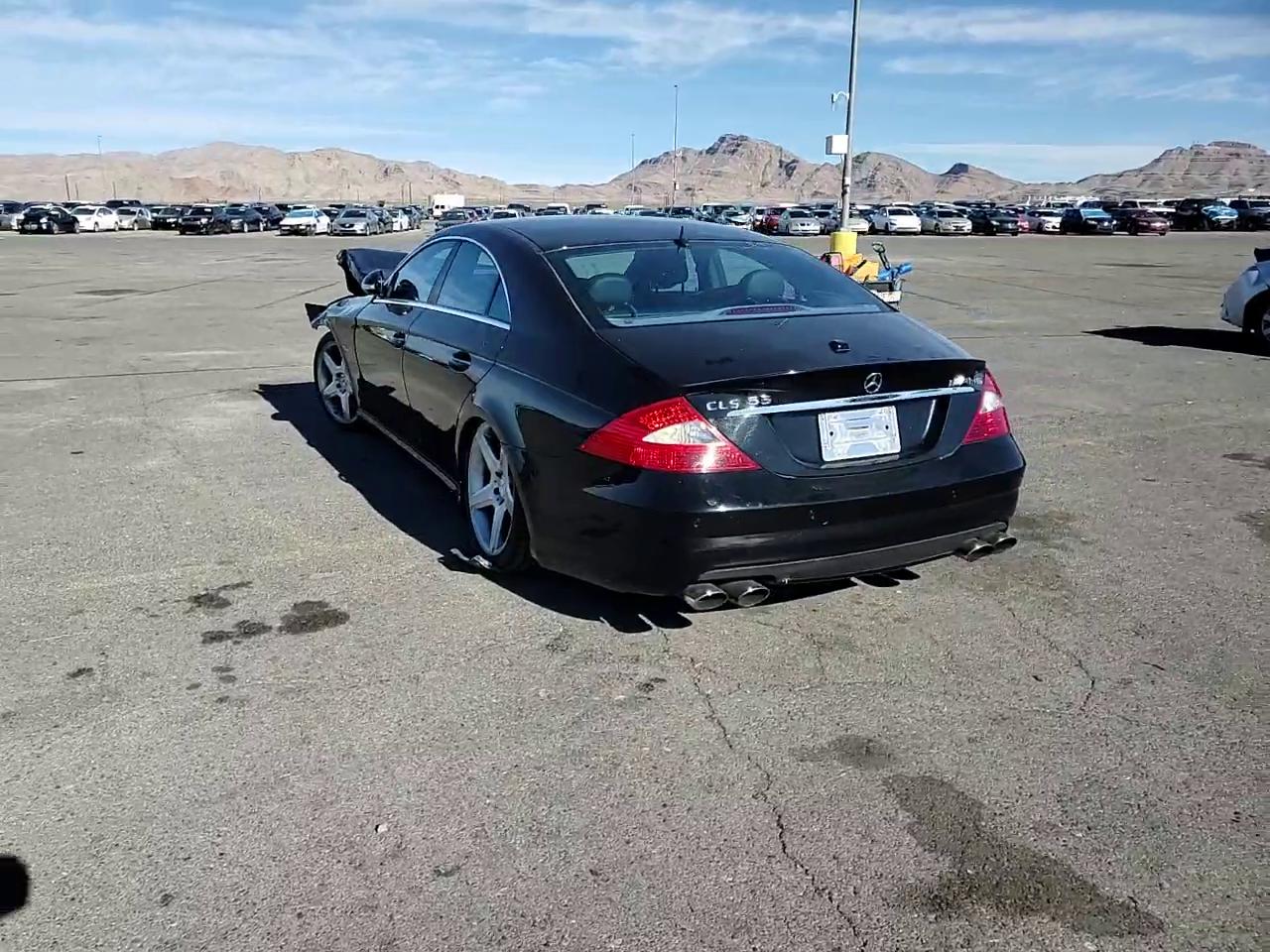 Фото: WDDDJ76X96A039920