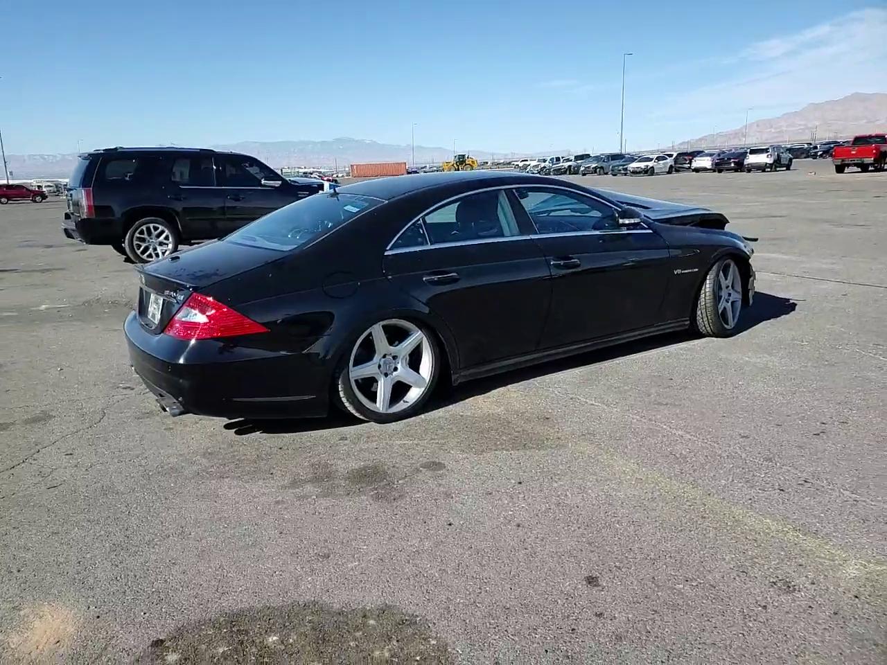 Фото: WDDDJ76X96A039920