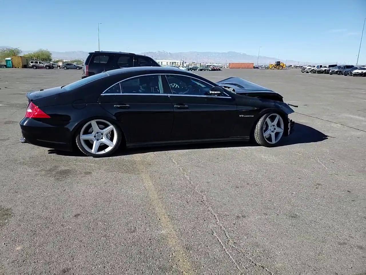 Фото: WDDDJ76X96A039920