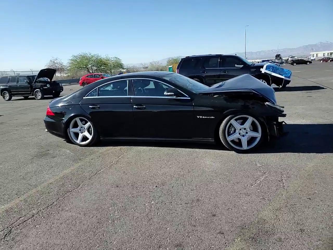 Фото: WDDDJ76X96A039920