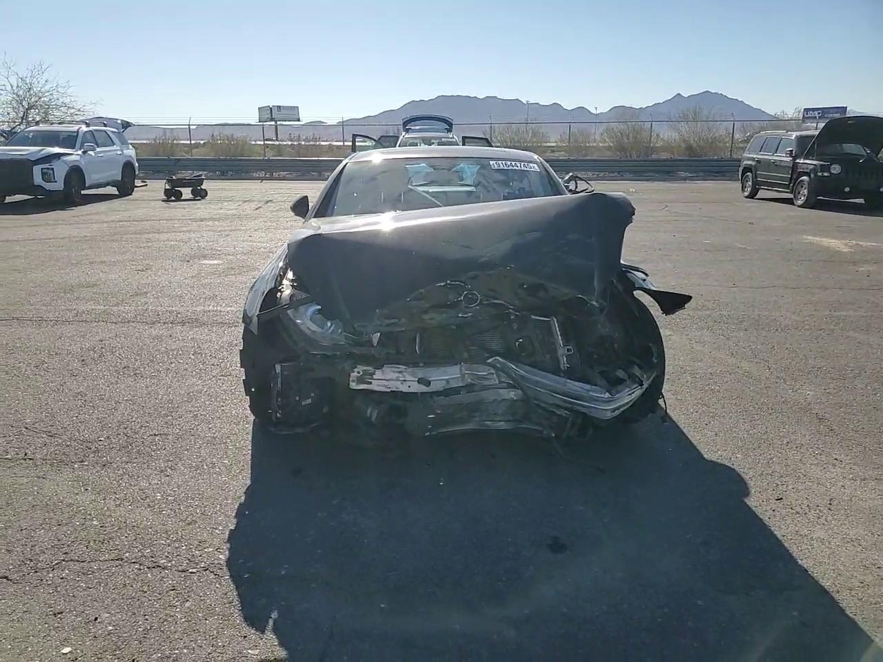 Фото: WDDDJ76X96A039920