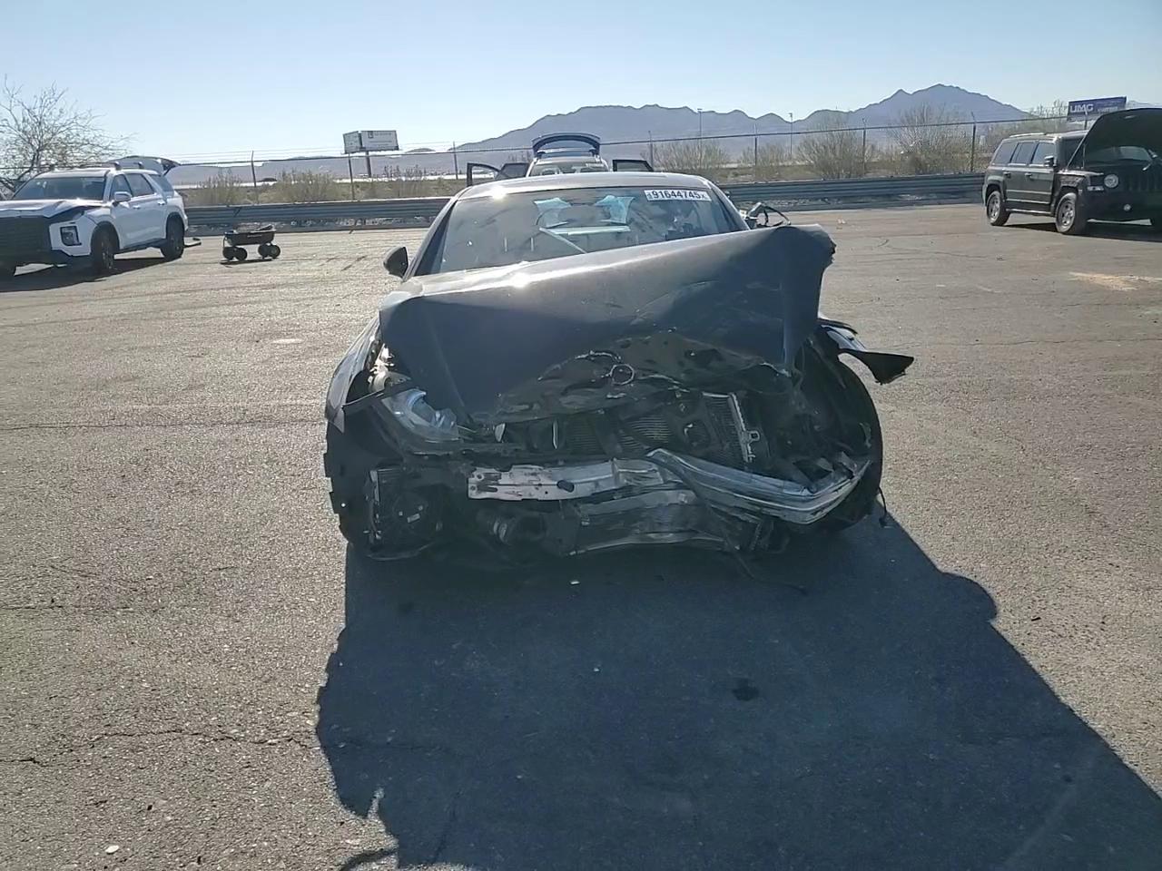 Фото: WDDDJ76X96A039920