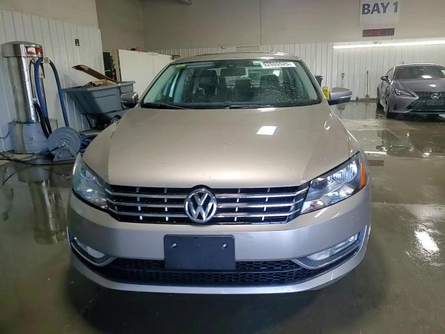 2015 Volkswagen Passat Se VIN: 1VWBV7A31FC065715 Lot: 92909525