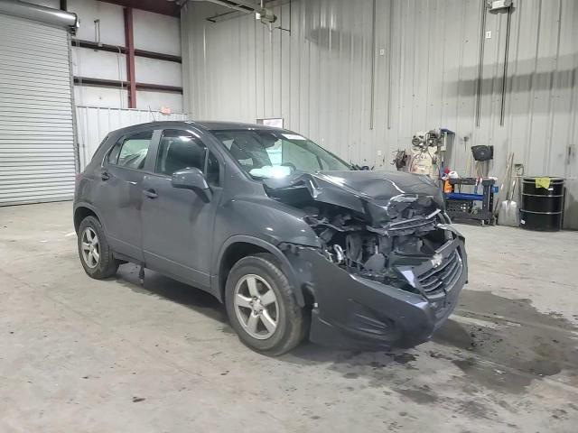 2016 Chevrolet Trax Ls VIN: 3GNCJNSB7GL261037 Lot: 94130245