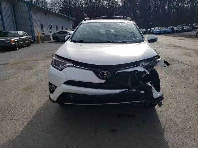 2017 Toyota Rav4 Xle VIN: JTMRFREV8HD208842 Lot: 92394095