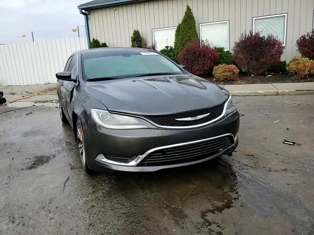 2015 Chrysler 200 Limited VIN: 1C3CCCAB0FN758958 Lot: 91818575