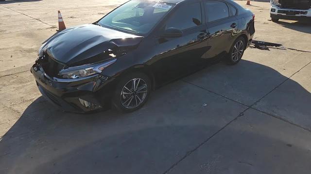 2023 Kia Forte Lx VIN: 3KPF24AD1PE629877 Lot: 91624035