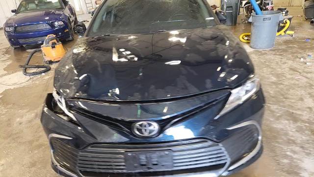 2021 Toyota Camry Le VIN: 4T1C11AK7MU453865 Lot: 92298345